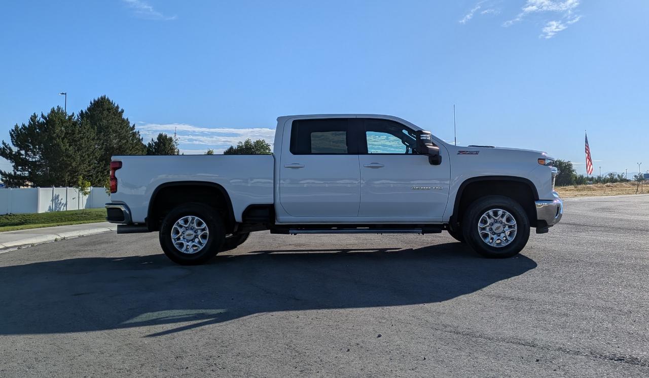 Chevrolet Silverado 2500HD LT Crew Cab Short Box 4WD 2024