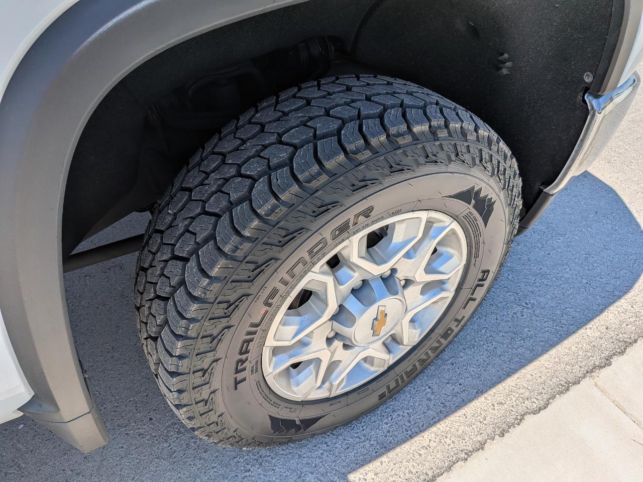 Chevrolet Silverado 2500HD LT Crew Cab Short Box 4WD 2023