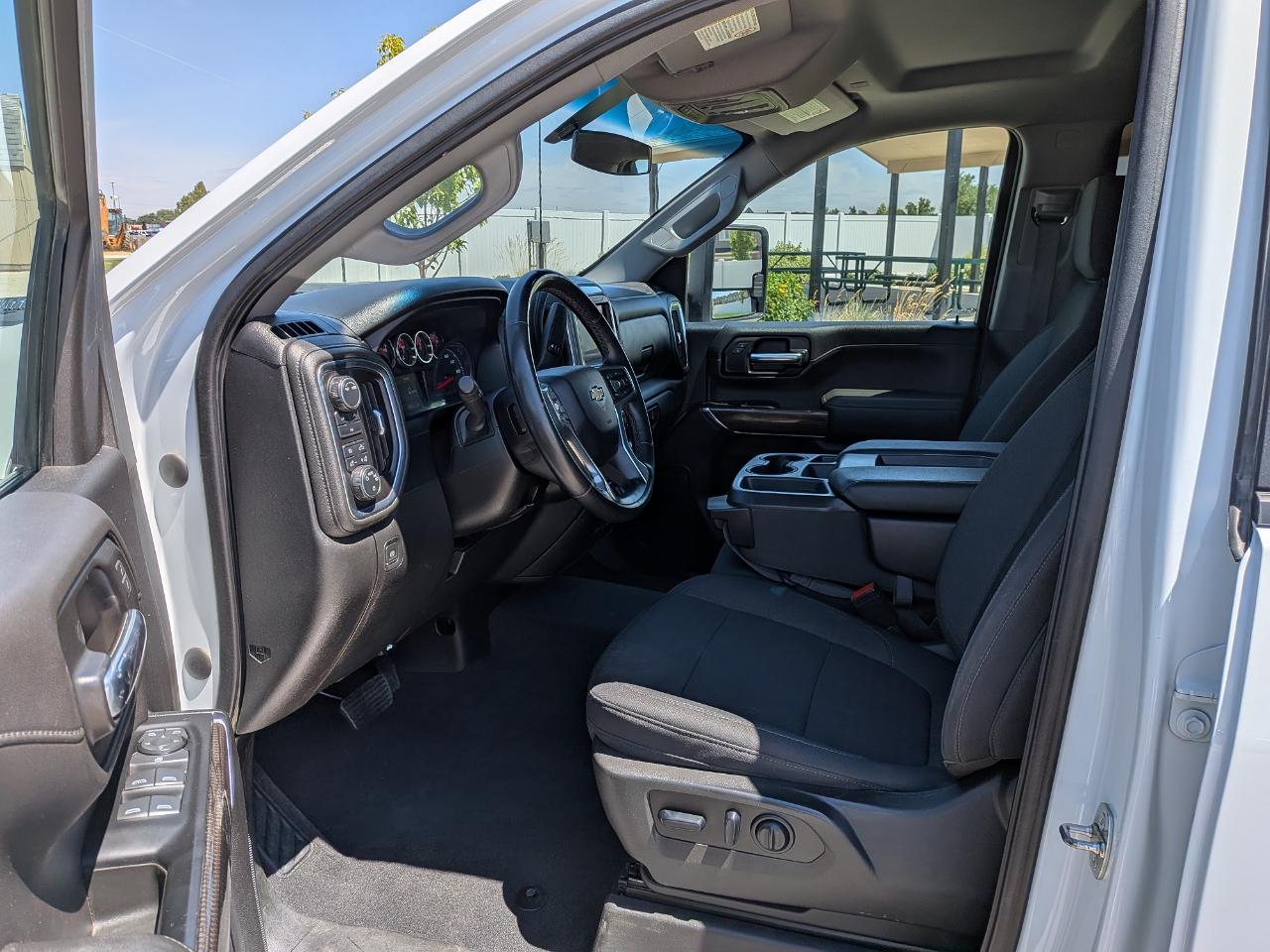 Chevrolet Silverado 2500HD LT Crew Cab Short Box 4WD 2023