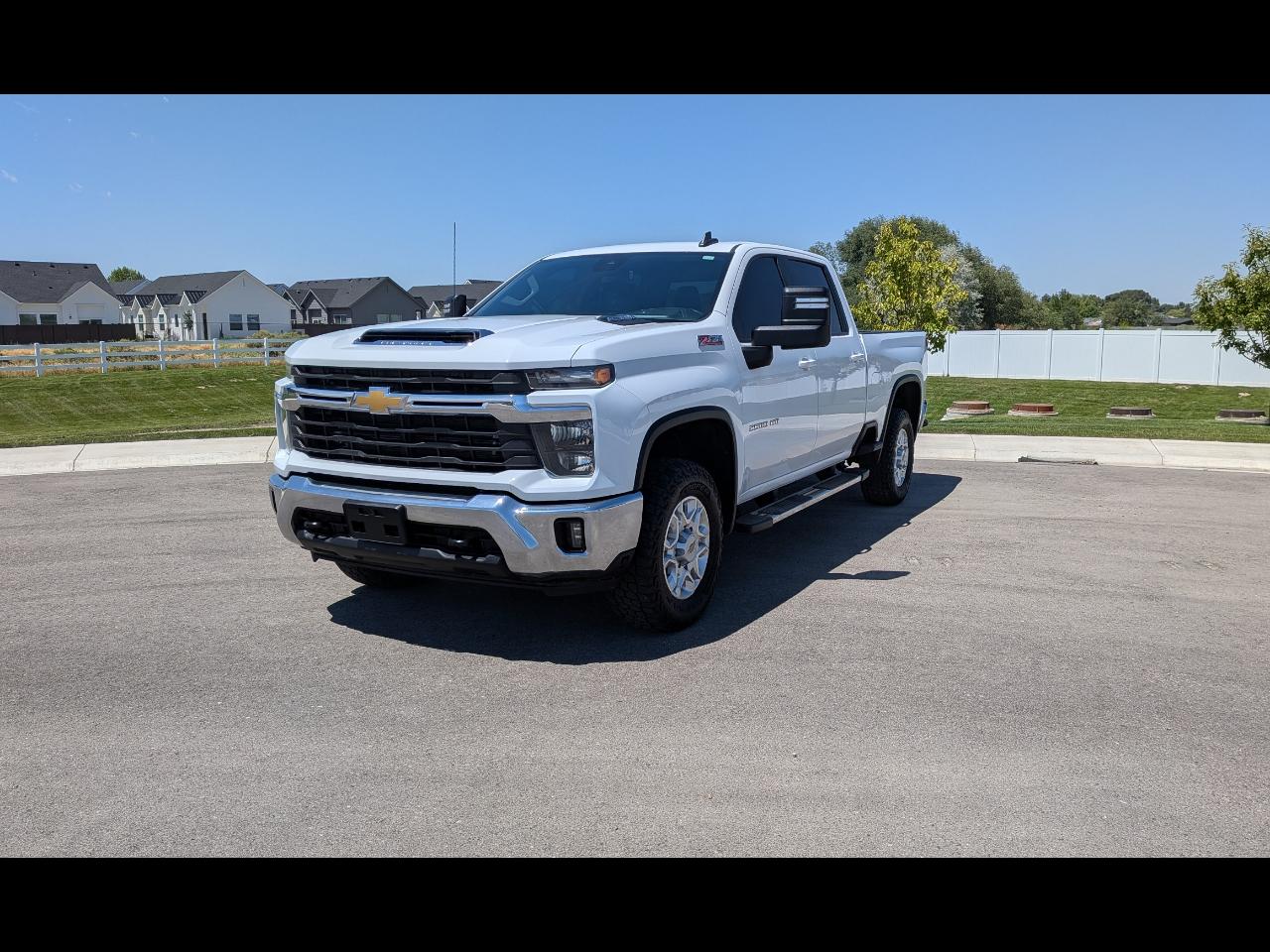 Chevrolet Silverado 2500HD LT Crew Cab Short Box 4WD 2024