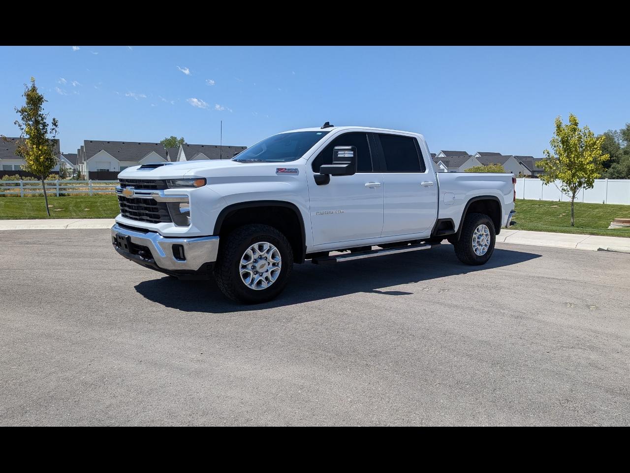 Chevrolet Silverado 2500HD LT Crew Cab Short Box 4WD 2024