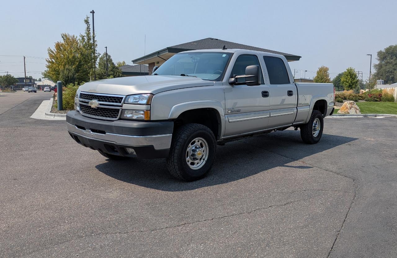 Chevrolet Silverado 2500HD LT1 Crew Cab Std. Box 4WD 2006