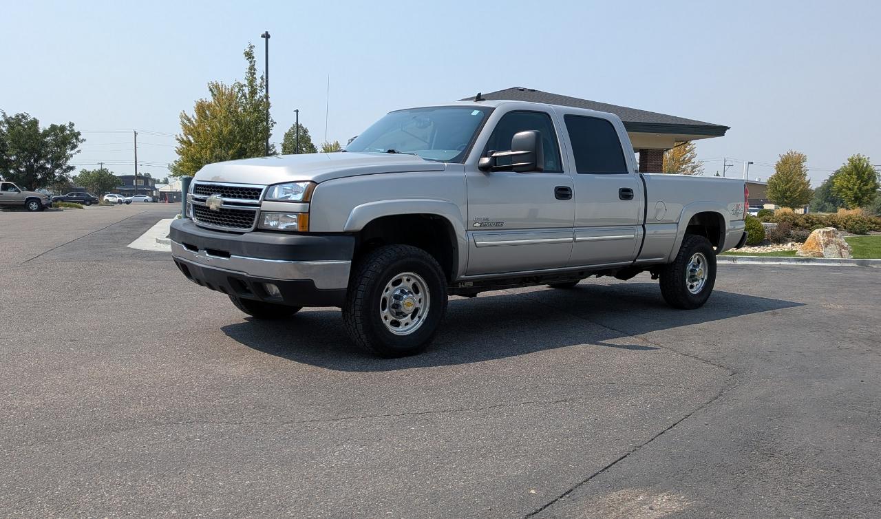 Chevrolet Silverado 2500HD LT1 Crew Cab Std. Box 4WD 2006