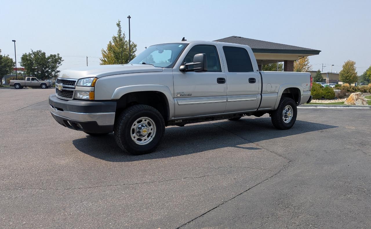 Chevrolet Silverado 2500HD LT1 Crew Cab Std. Box 4WD 2006