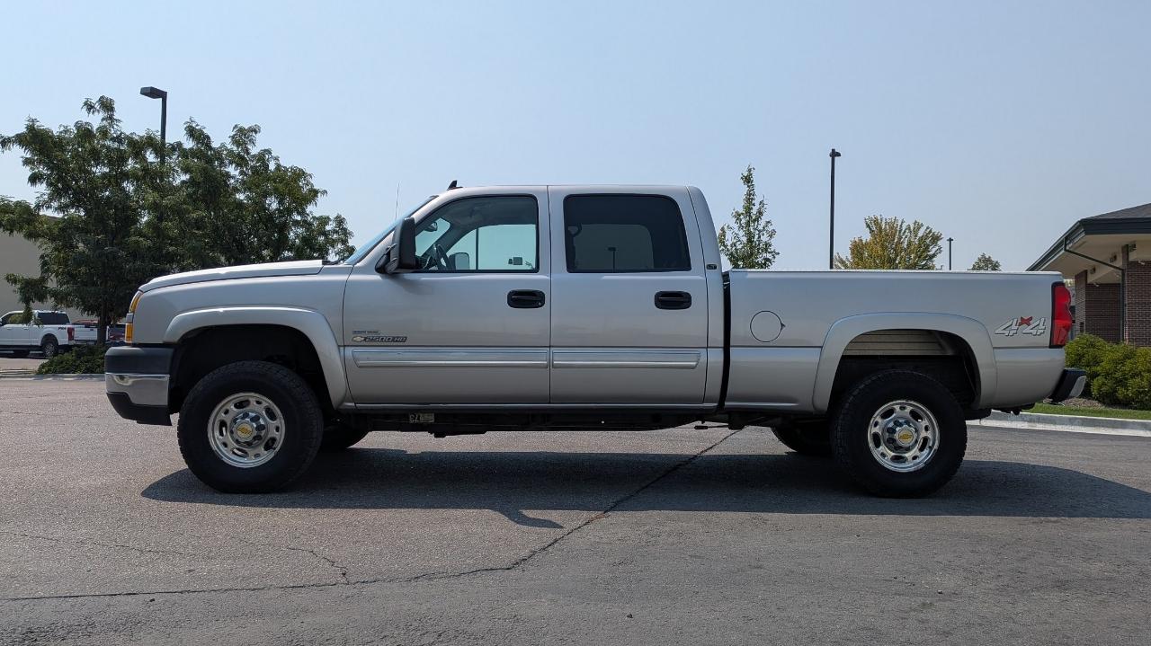 Chevrolet Silverado 2500HD LT1 Crew Cab Std. Box 4WD 2006