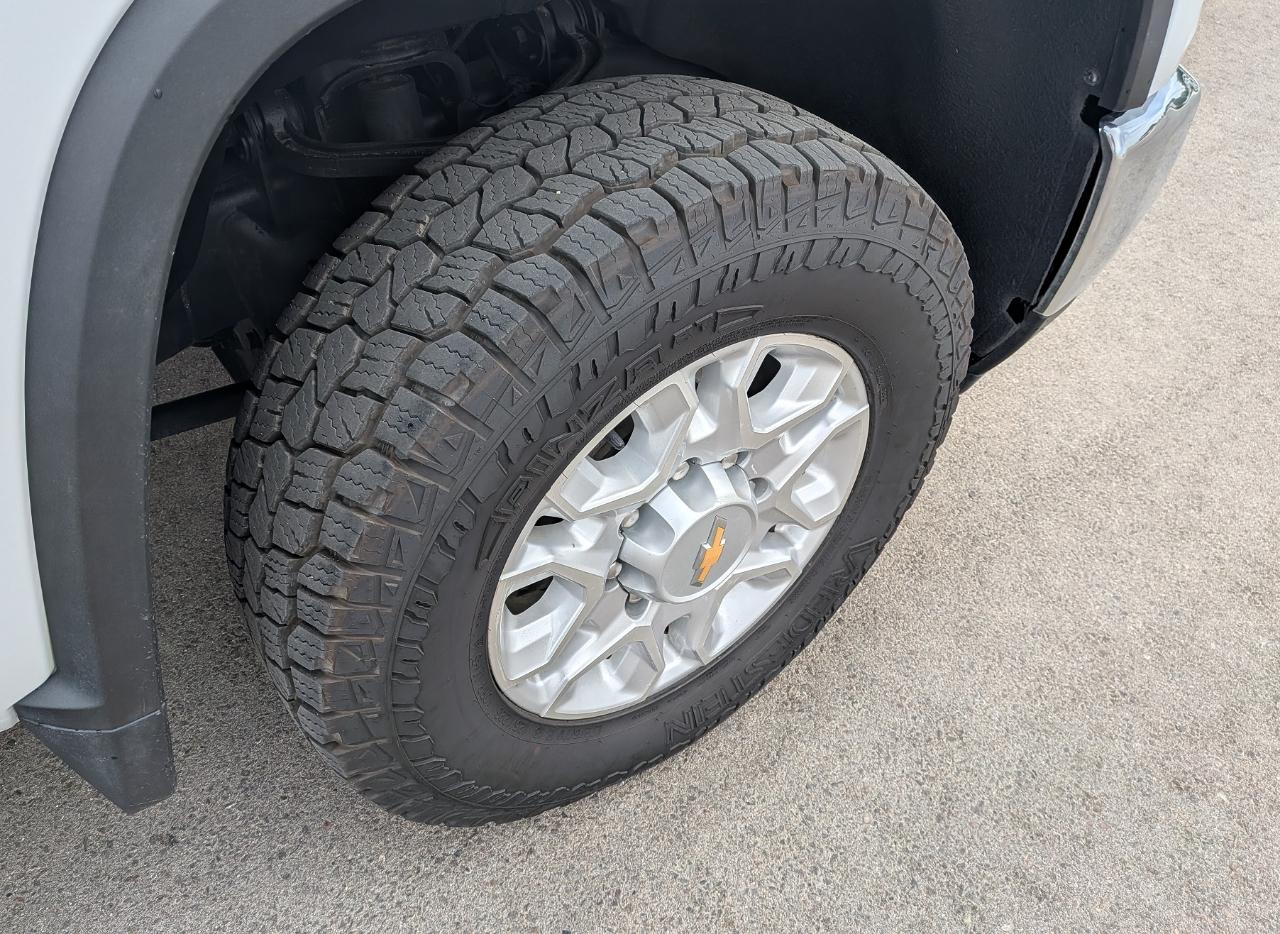 Chevrolet Silverado 2500HD LT Crew Cab Short Box 4WD 2024