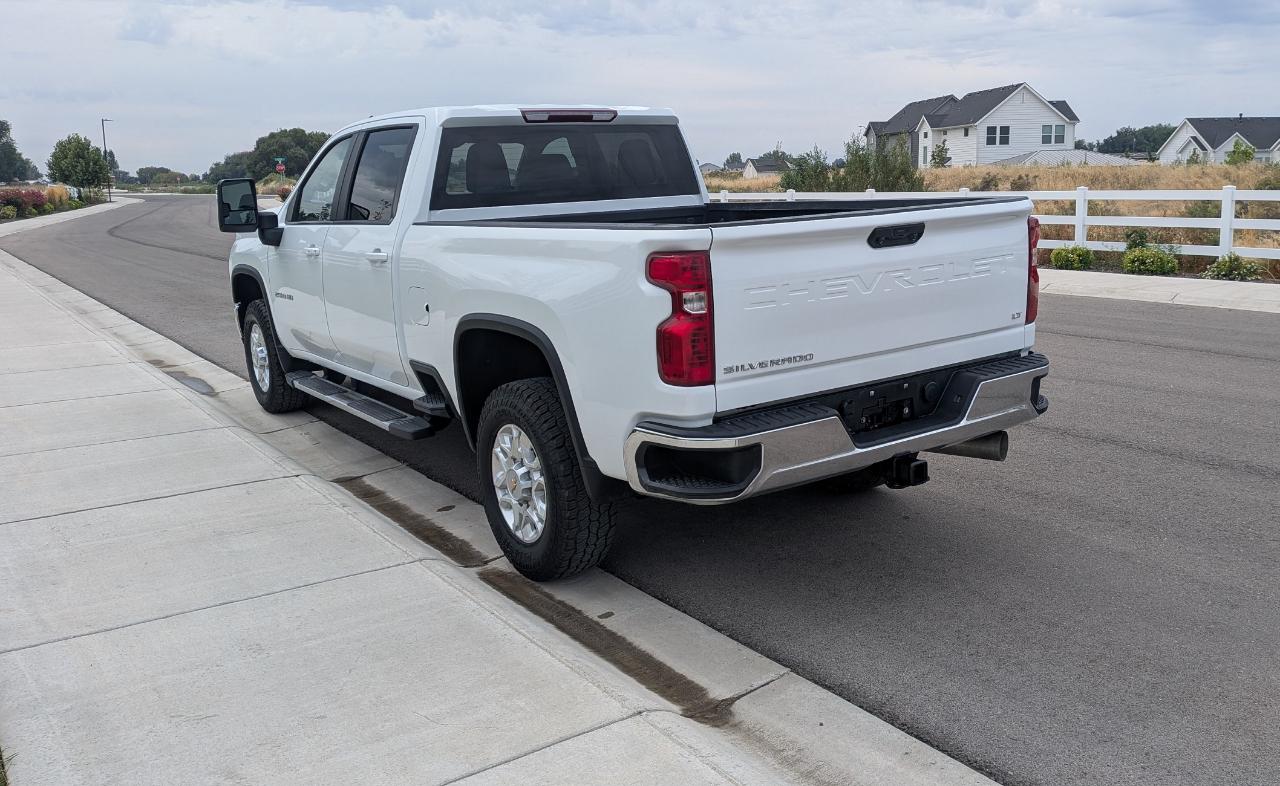 Chevrolet Silverado 2500HD LT Crew Cab Short Box 4WD 2024