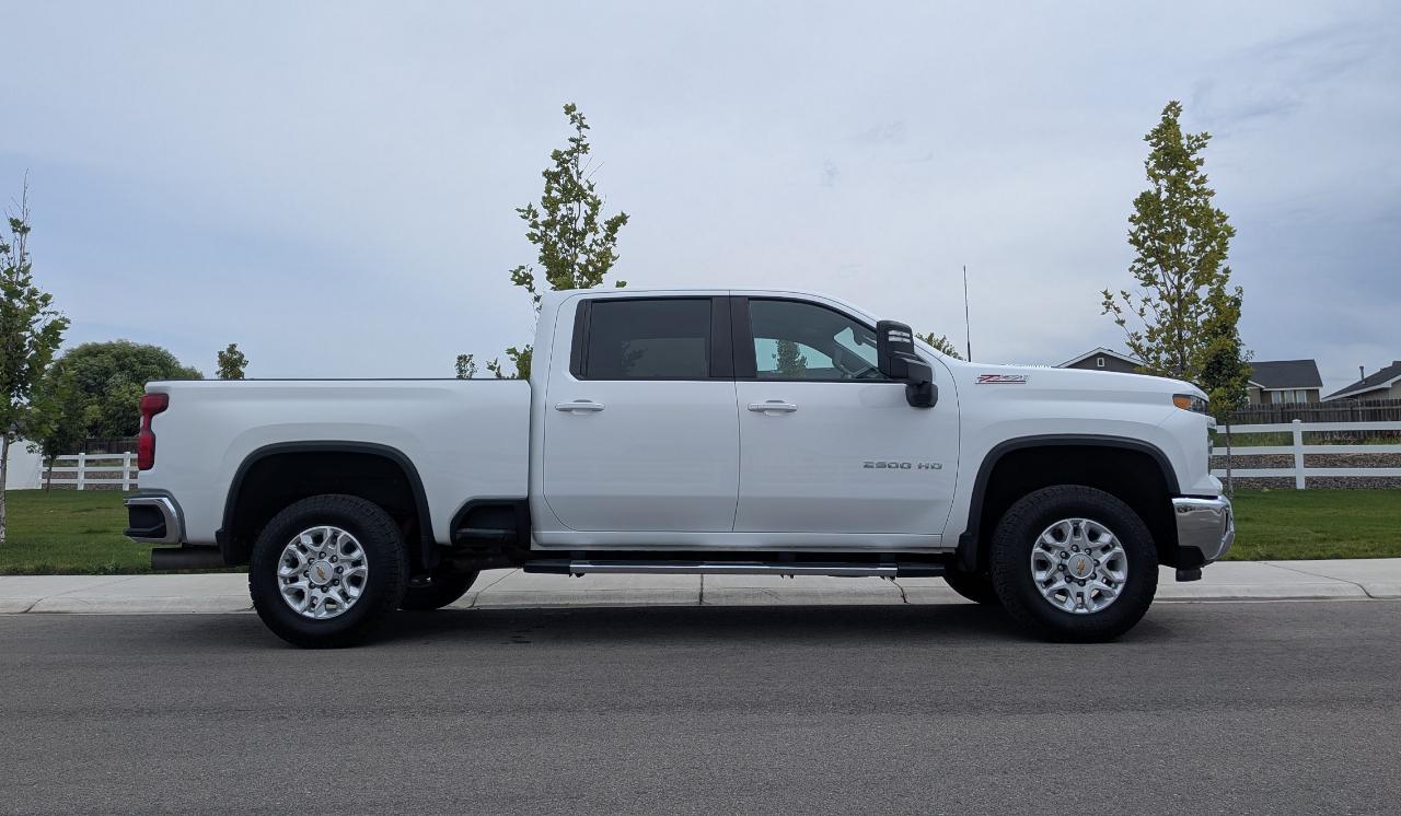 Chevrolet Silverado 2500HD LT Crew Cab Short Box 4WD 2024