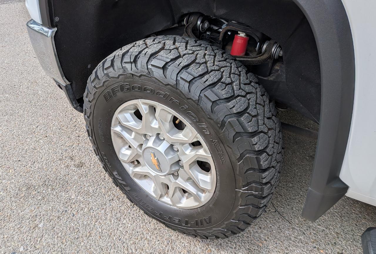 Chevrolet Silverado 2500HD LT Crew Cab Short Box 4WD 2023