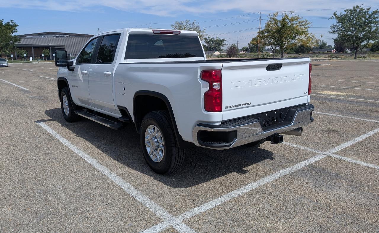 Chevrolet Silverado 2500HD LT Crew Cab Short Box 4WD 2024