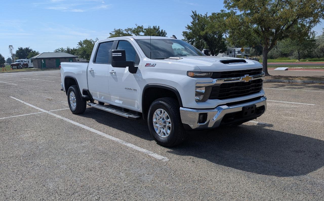 Chevrolet Silverado 2500HD LT Crew Cab Short Box 4WD 2024