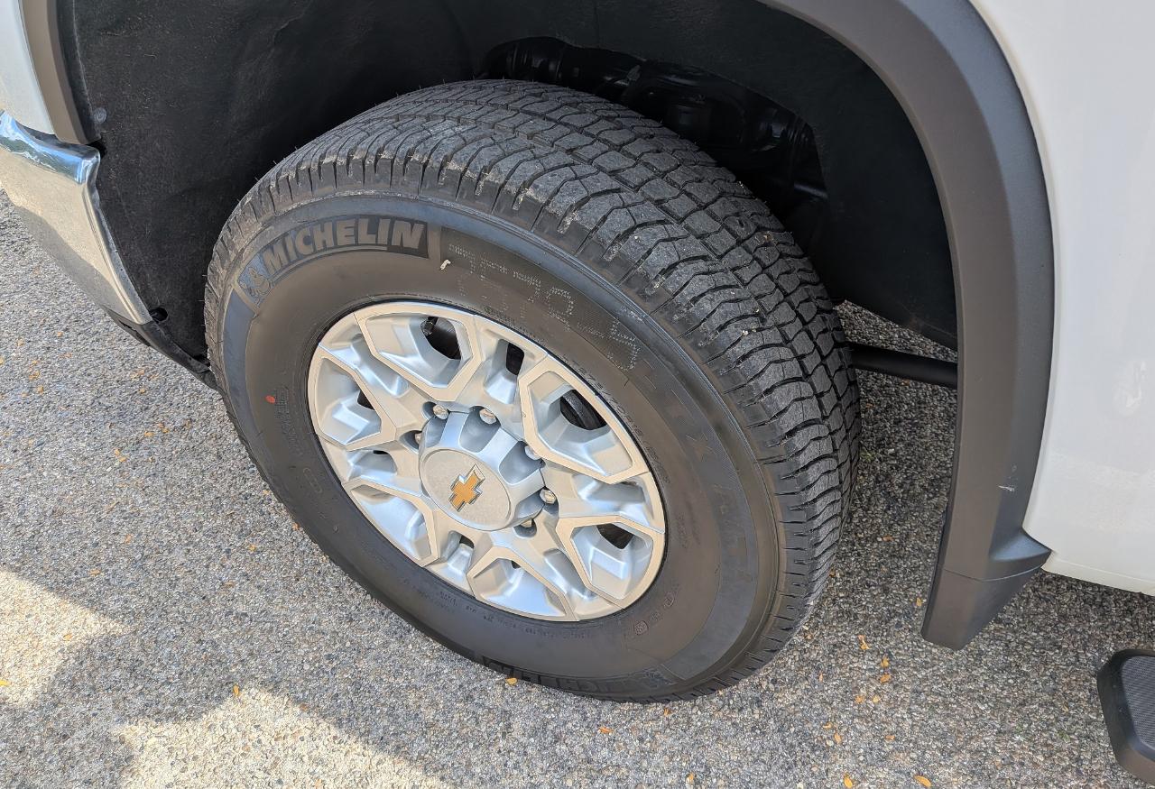 Chevrolet Silverado 2500HD LT Crew Cab Short Box 4WD 2024