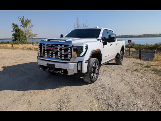 White 2025 GMC Sierra 2500HD Pickup Truck Four-Wheel Drive Automatic