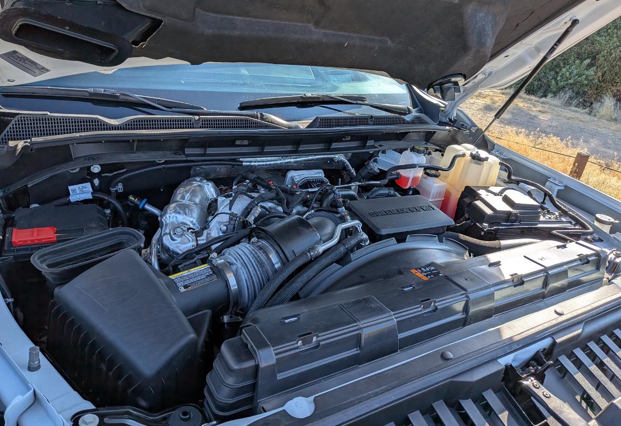 GMC Sierra 2500HD Denali Crew Cab 4WD SB 2025