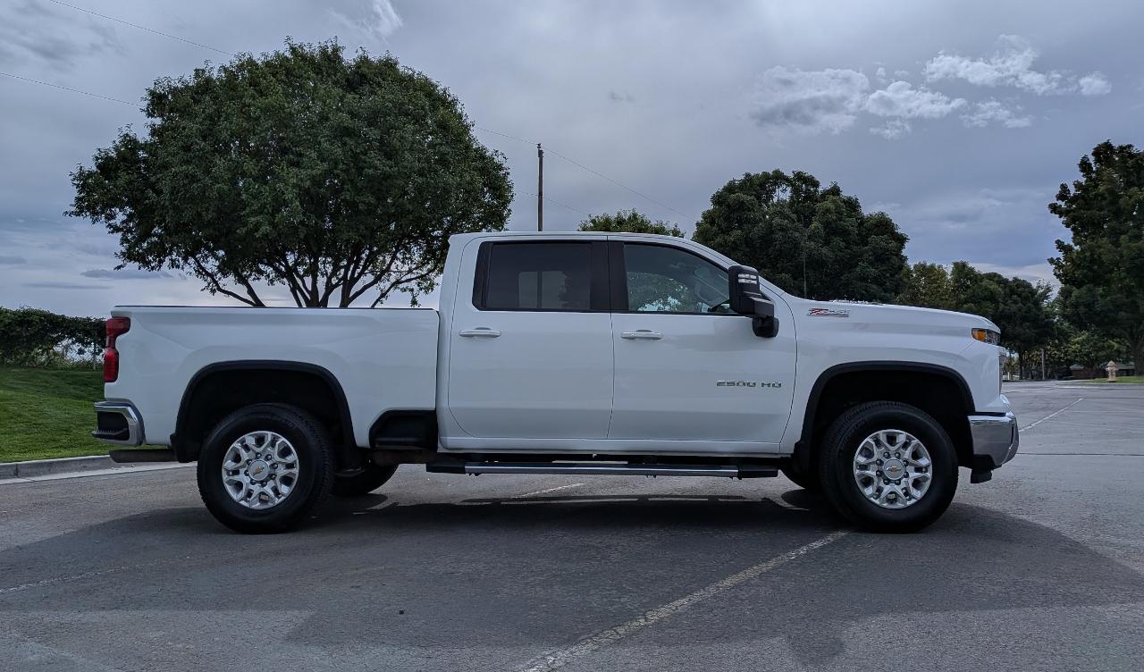 Chevrolet Silverado 2500HD LT Crew Cab Short Box 4WD 2025