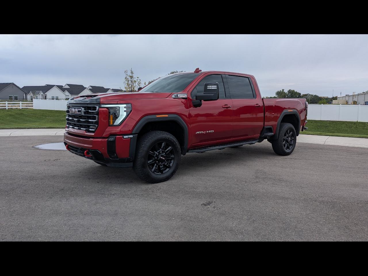 GMC Sierra 2500HD AT4 Crew Cab 4WD 2026