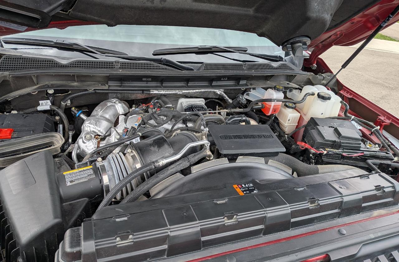GMC Sierra 2500HD AT4 Crew Cab 4WD 2026
