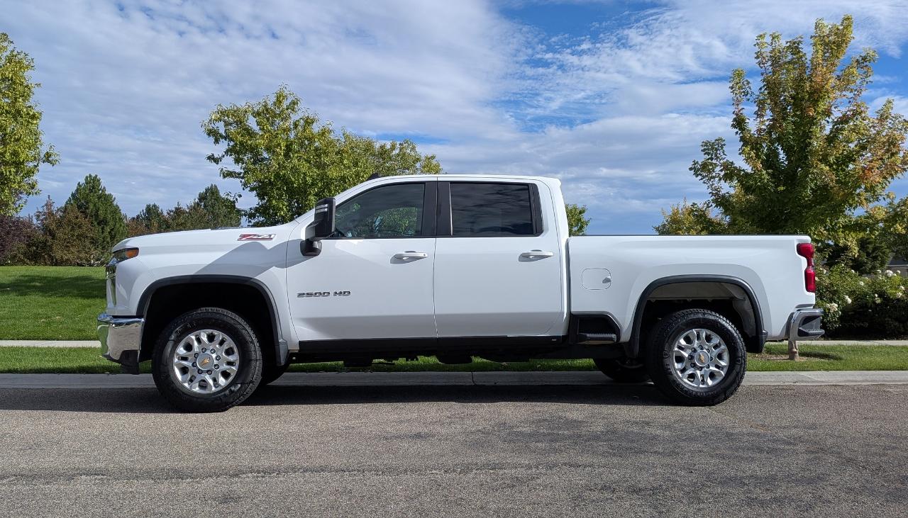 Chevrolet Silverado 2500HD LT Crew Cab Short Box 4WD 2021
