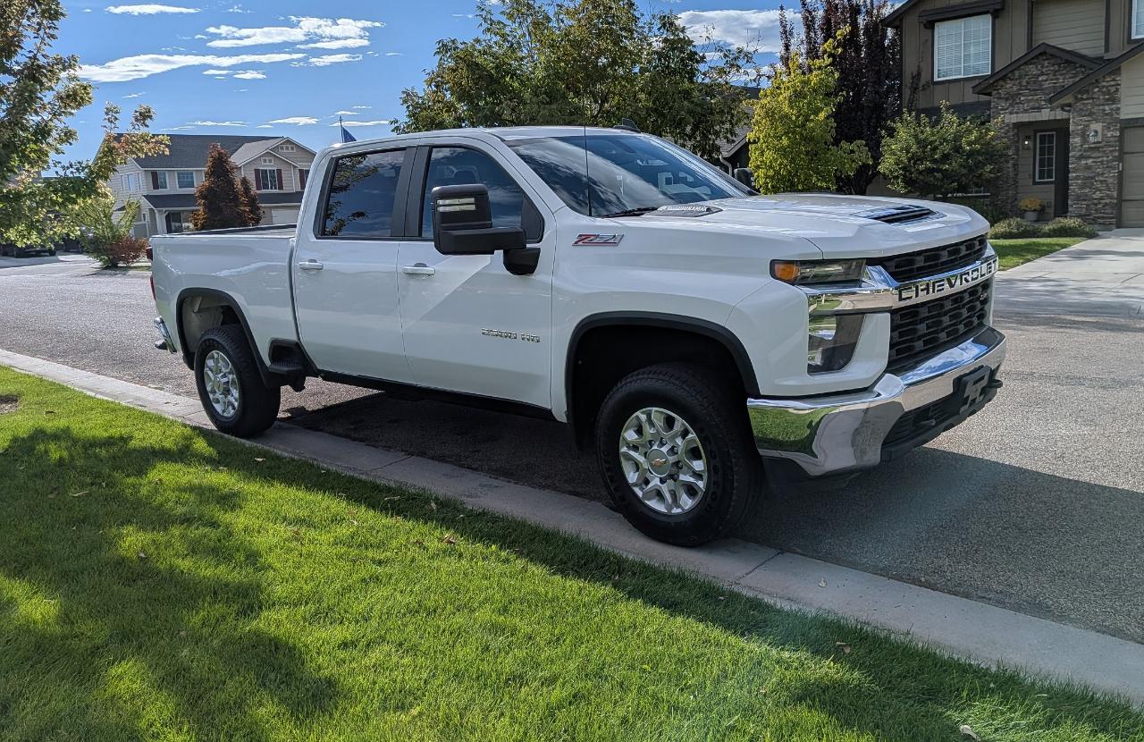 Chevrolet Silverado 2500HD LT Crew Cab Short Box 4WD 2021