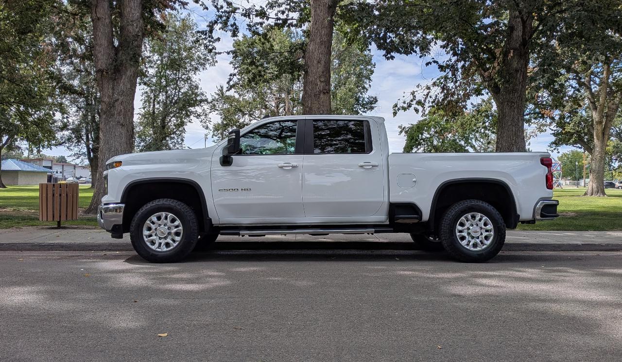 Chevrolet Silverado 2500HD LT Crew Cab Short Box 4WD 2025