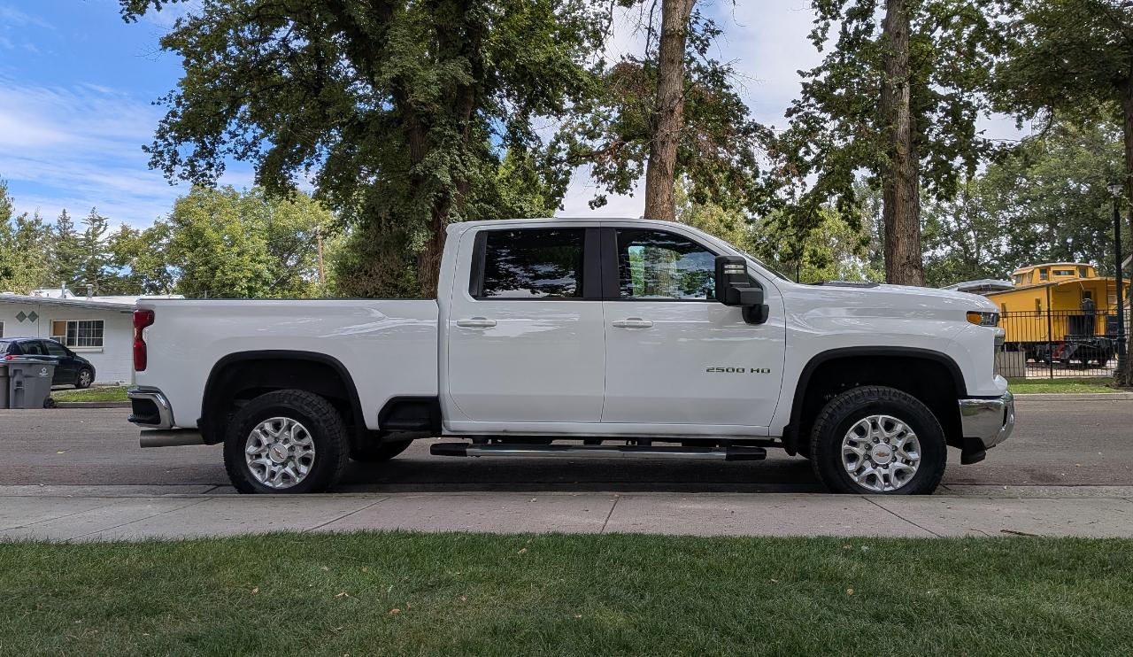 Chevrolet Silverado 2500HD LT Crew Cab Short Box 4WD 2025
