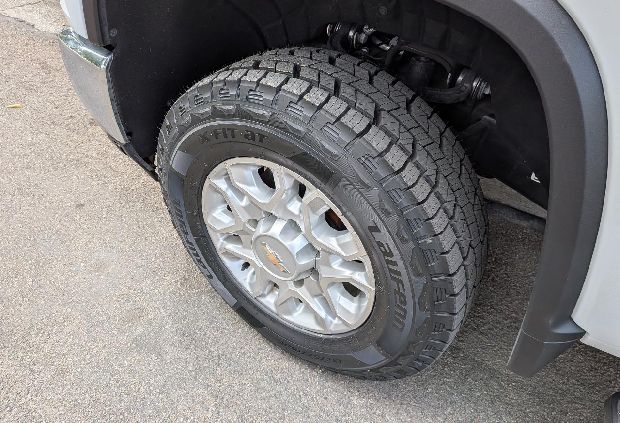 Chevrolet Silverado 2500HD LT Crew Cab Short Box 4WD 2025
