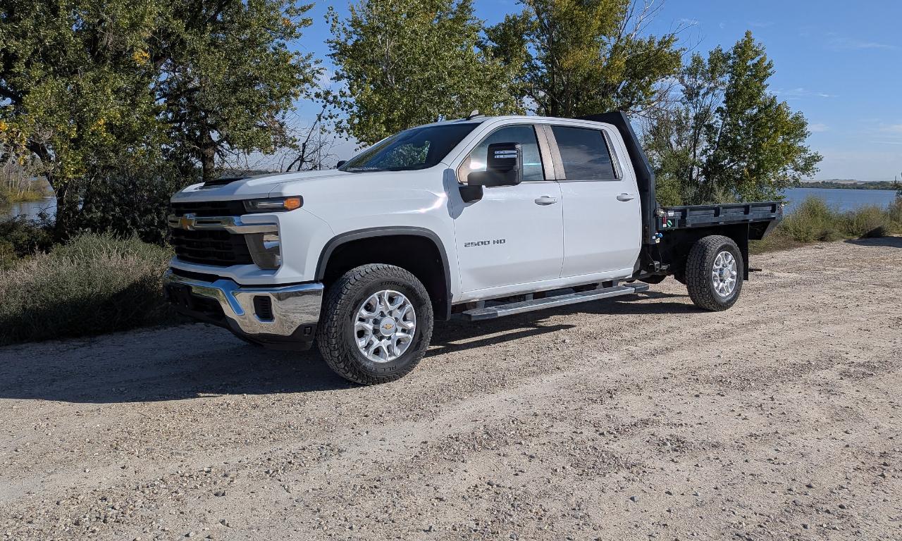Chevrolet Silverado 2500HD LT Crew Cab Short Box 4WD 2024