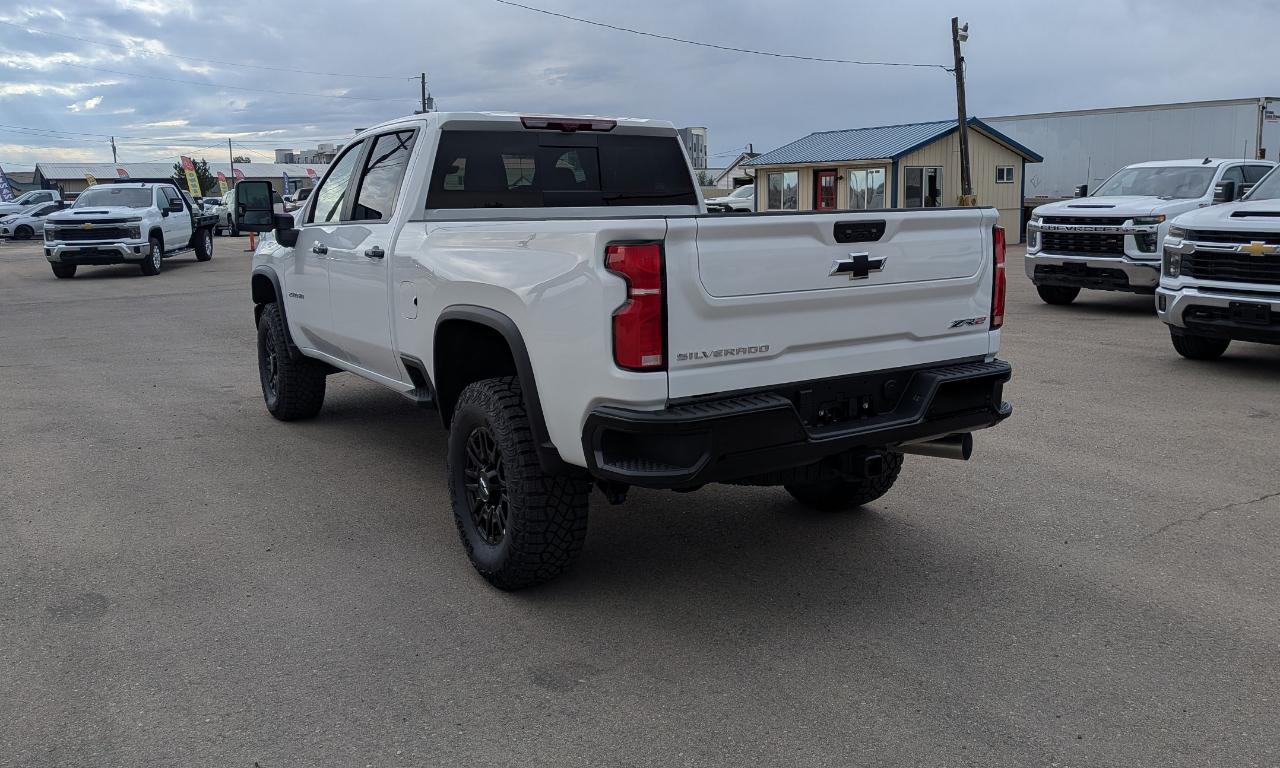 Chevrolet Silverado 2500HD ZR2 Crew Cab 4WD 2026