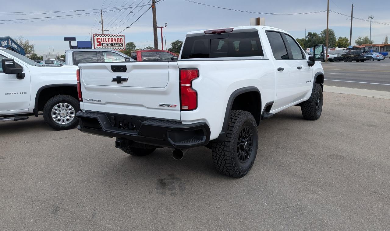 Chevrolet Silverado 2500HD ZR2 Crew Cab 4WD 2026
