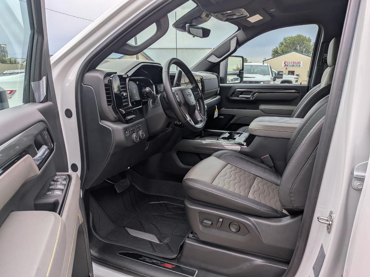Chevrolet Silverado 2500HD ZR2 Crew Cab 4WD 2026