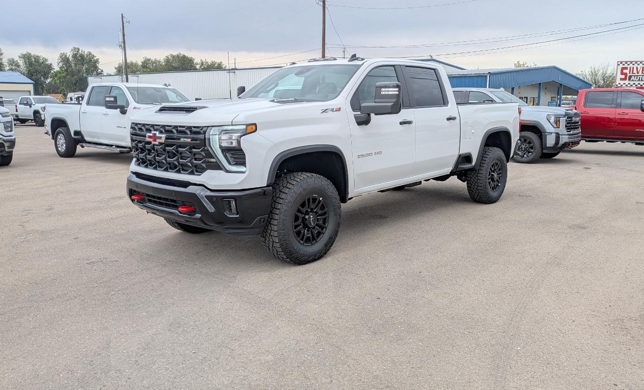 Chevrolet Silverado 2500HD ZR2 Crew Cab 4WD 2026