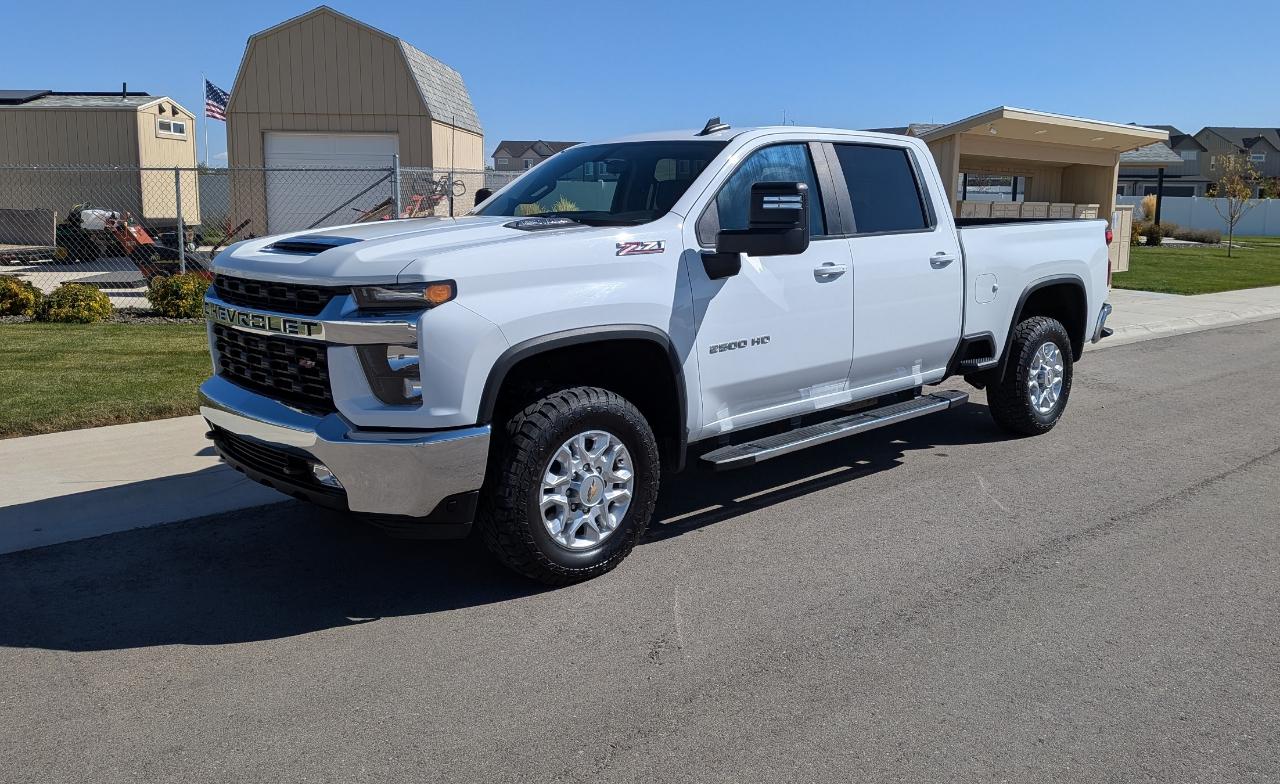 Chevrolet Silverado 2500HD LT Crew Cab Short Box 4WD 2023
