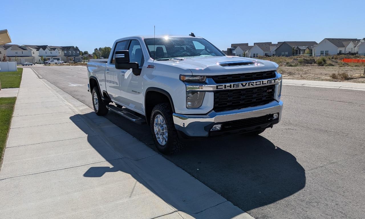 Chevrolet Silverado 2500HD LT Crew Cab Short Box 4WD 2023
