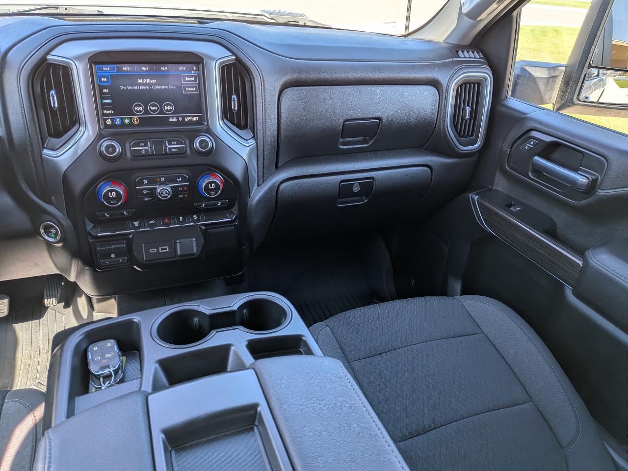Chevrolet Silverado 2500HD LT Crew Cab Short Box 4WD 2023