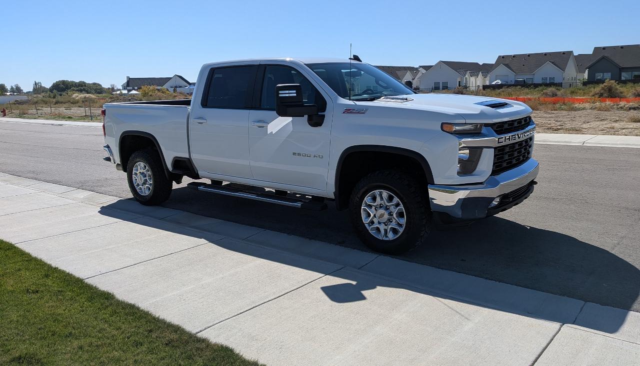 Chevrolet Silverado 2500HD LT Crew Cab Short Box 4WD 2023