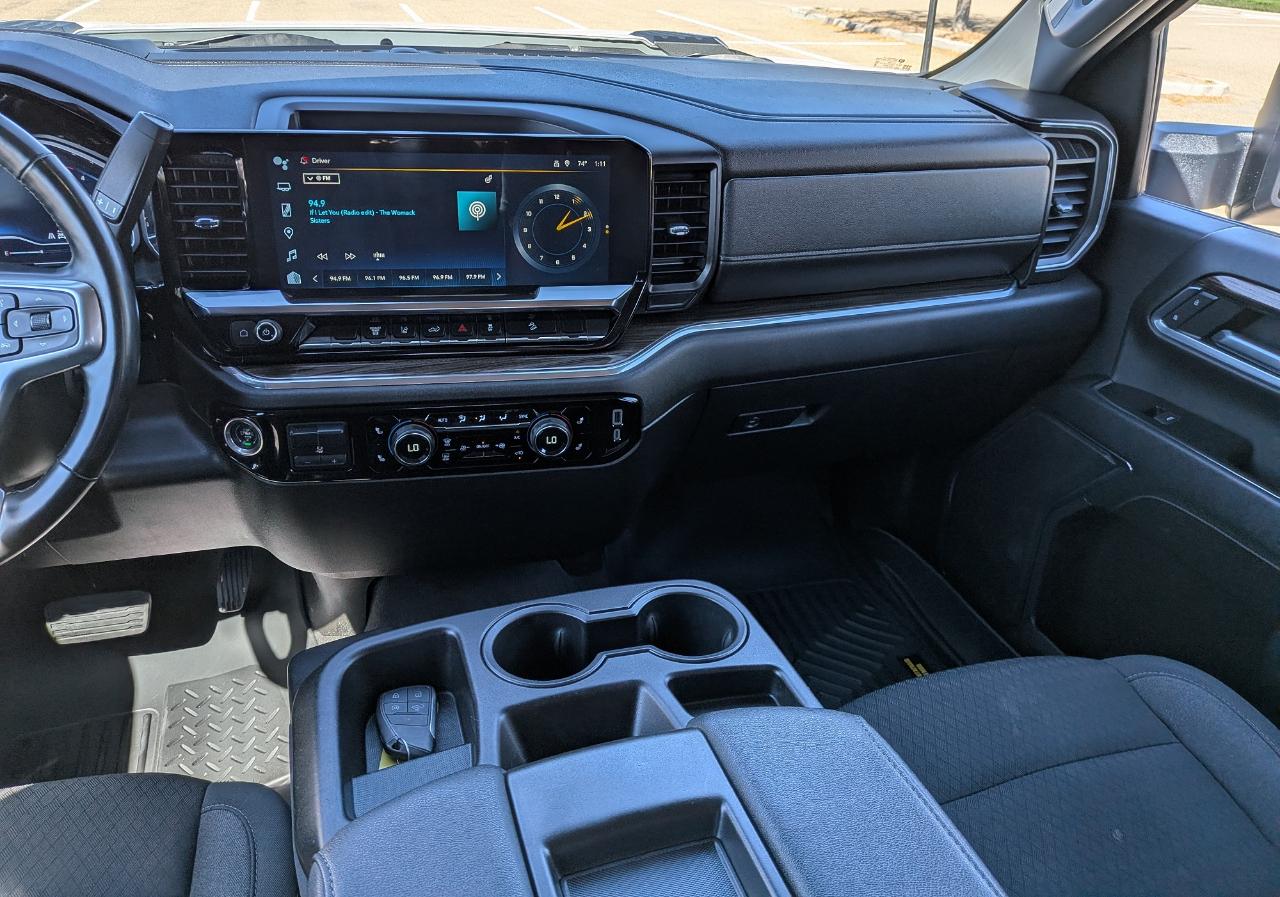 Chevrolet Silverado 2500HD LT Crew Cab Short Box 4WD 2024