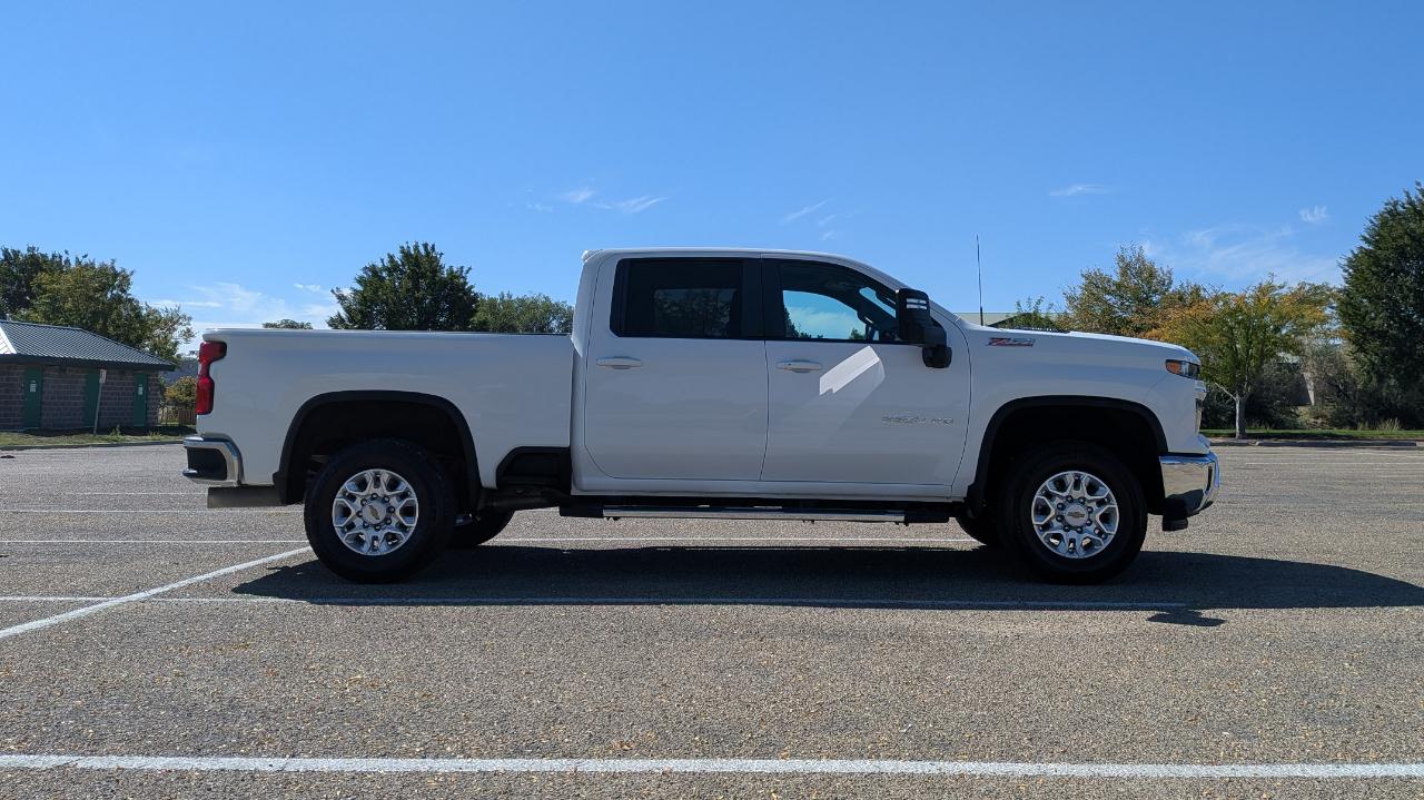 Chevrolet Silverado 2500HD LT Crew Cab Short Box 4WD 2024