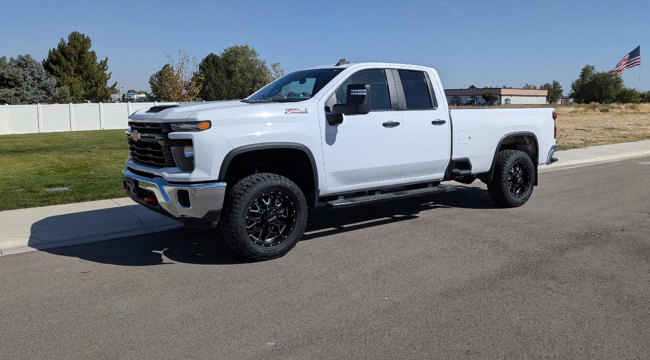 Chevrolet Silverado 2500HD Work Truck Double Cab Long Box 4WD 2024