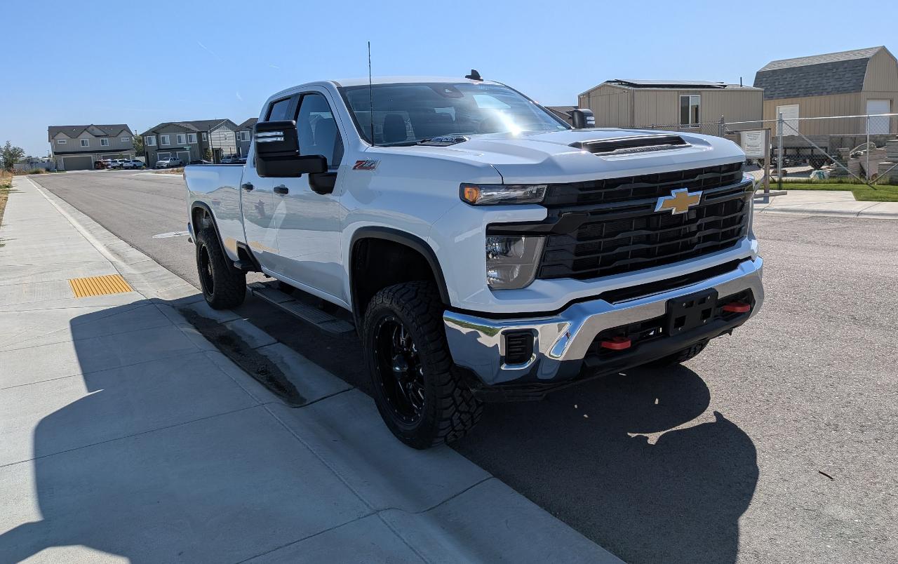 Chevrolet Silverado 2500HD Work Truck Double Cab Long Box 4WD 2024