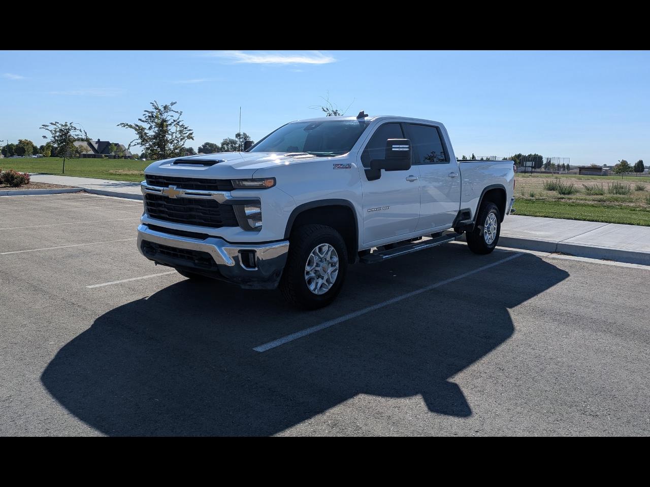 2024 Chevrolet Silverado 2500HD LT Crew Cab Short Box 4WD