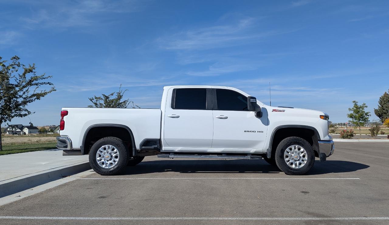Chevrolet Silverado 2500HD LT Crew Cab Short Box 4WD 2024