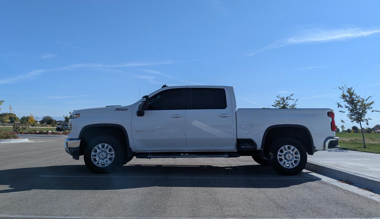 Chevrolet Silverado 2500HD LT Crew Cab Short Box 4WD 2024