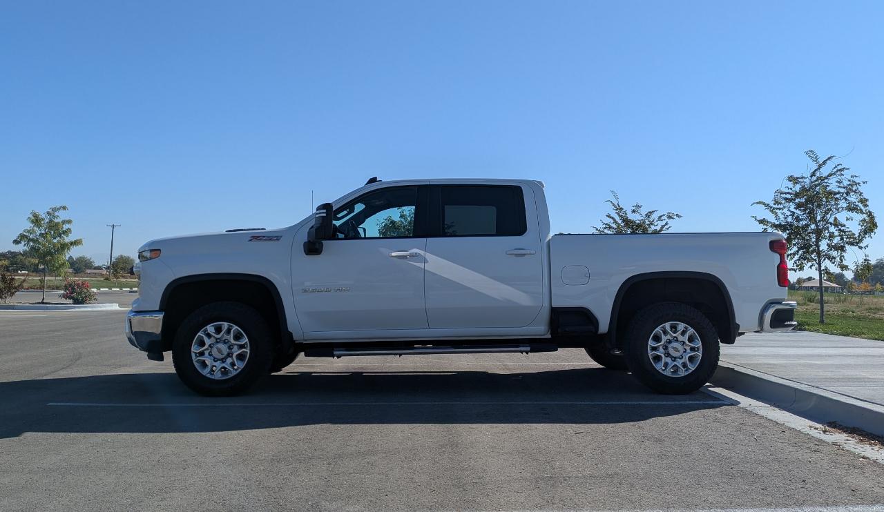 Chevrolet Silverado 2500HD LT Crew Cab Short Box 4WD 2024