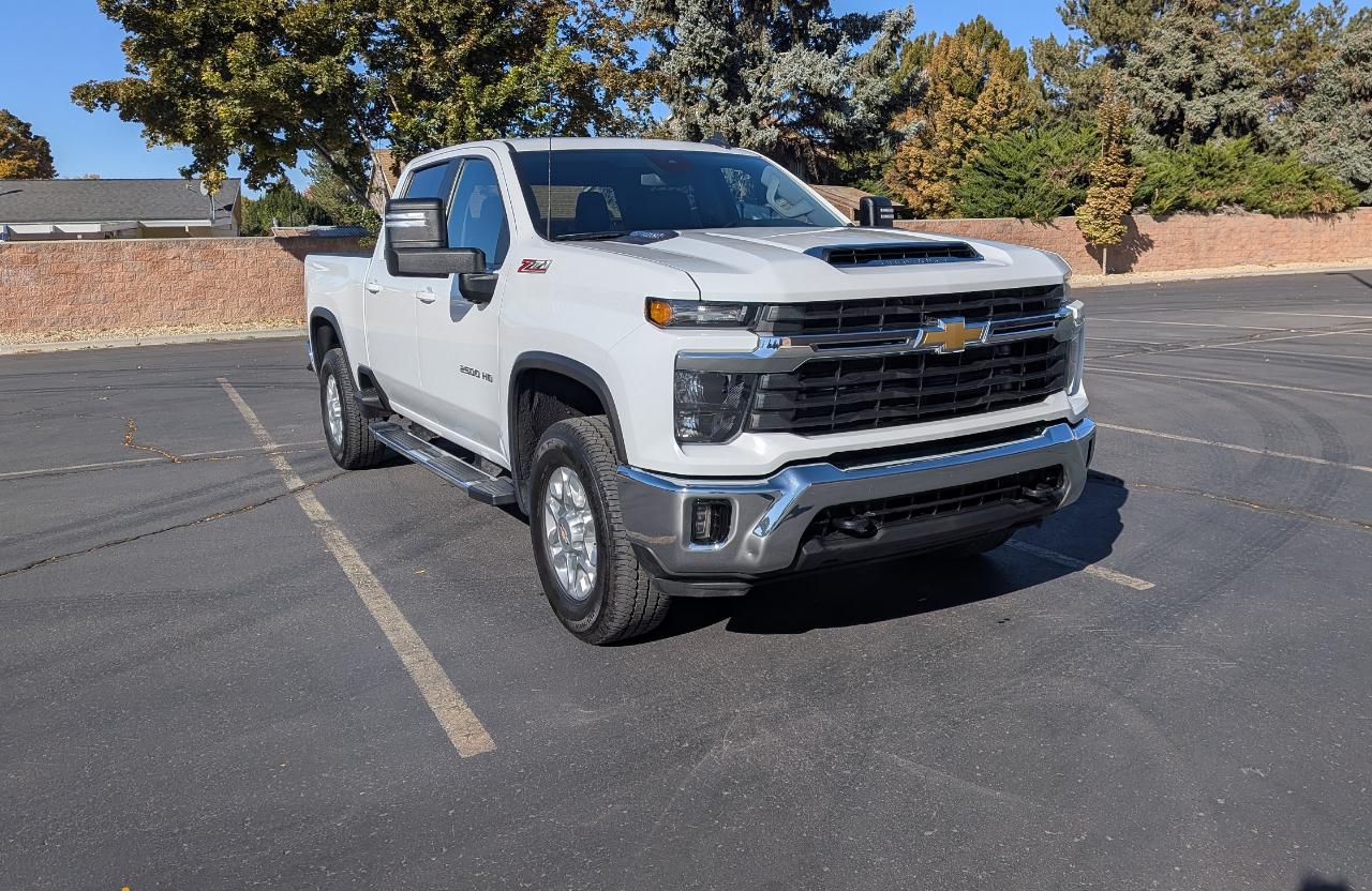 Chevrolet Silverado 2500HD LT Crew Cab Short Box 4WD 2024