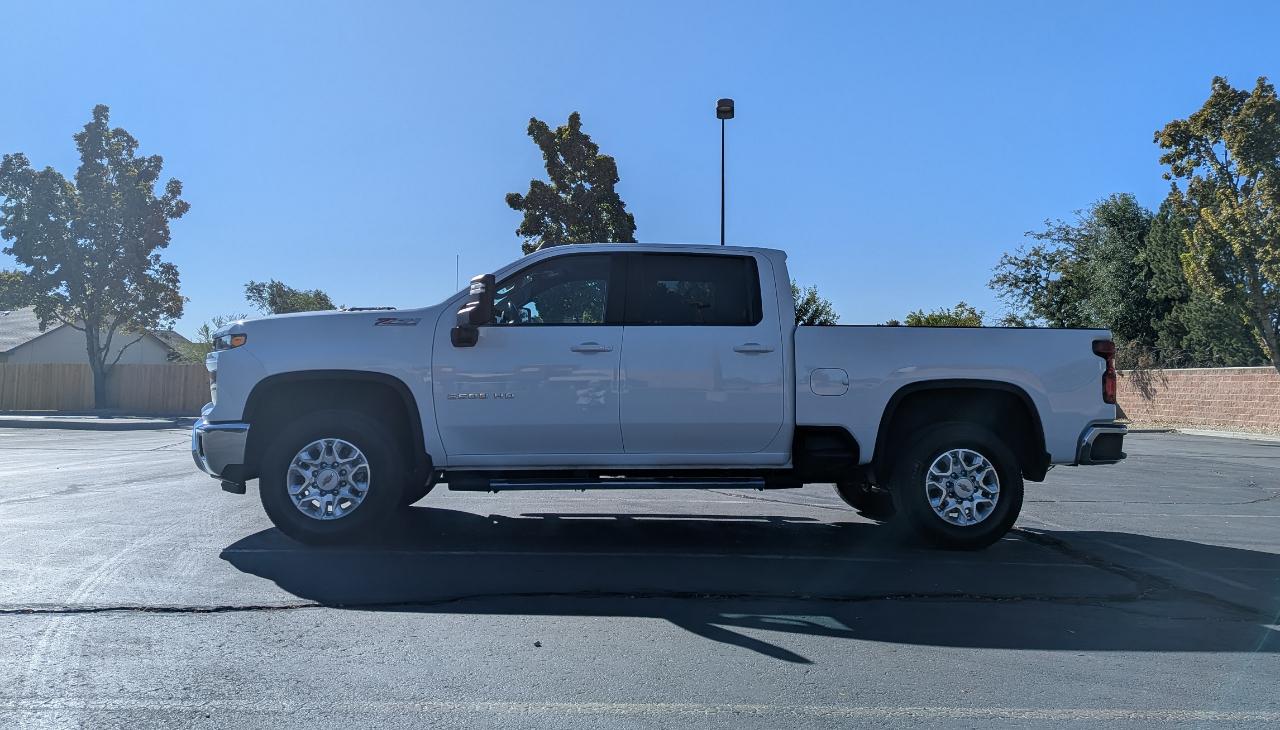 Chevrolet Silverado 2500HD LT Crew Cab Short Box 4WD 2024