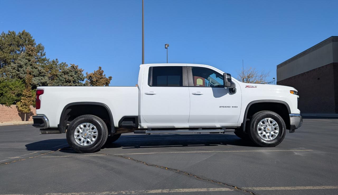 Chevrolet Silverado 2500HD LT Crew Cab Short Box 4WD 2024