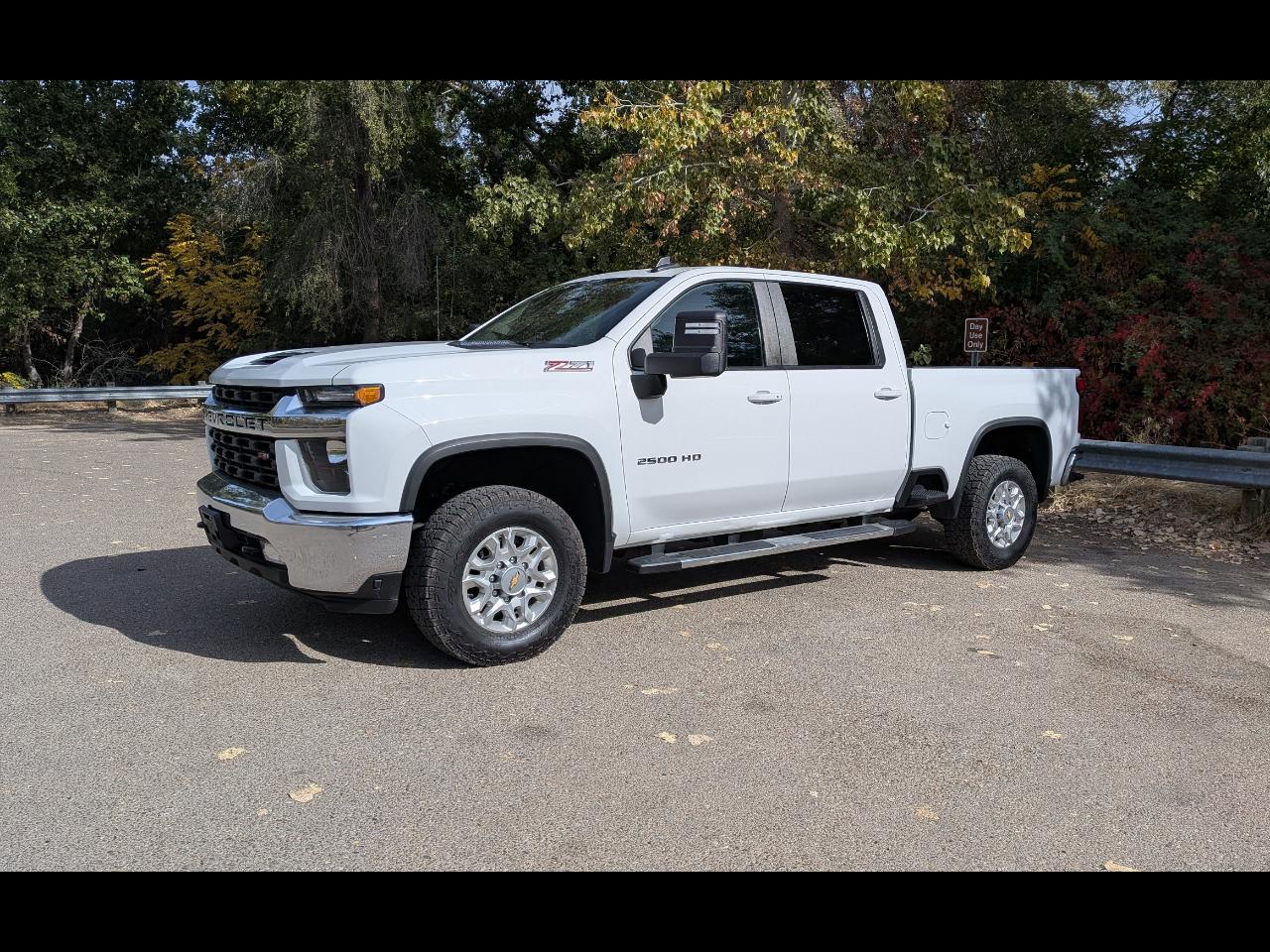 Chevrolet Silverado 2500HD LT Crew Cab Short Box 4WD 2023