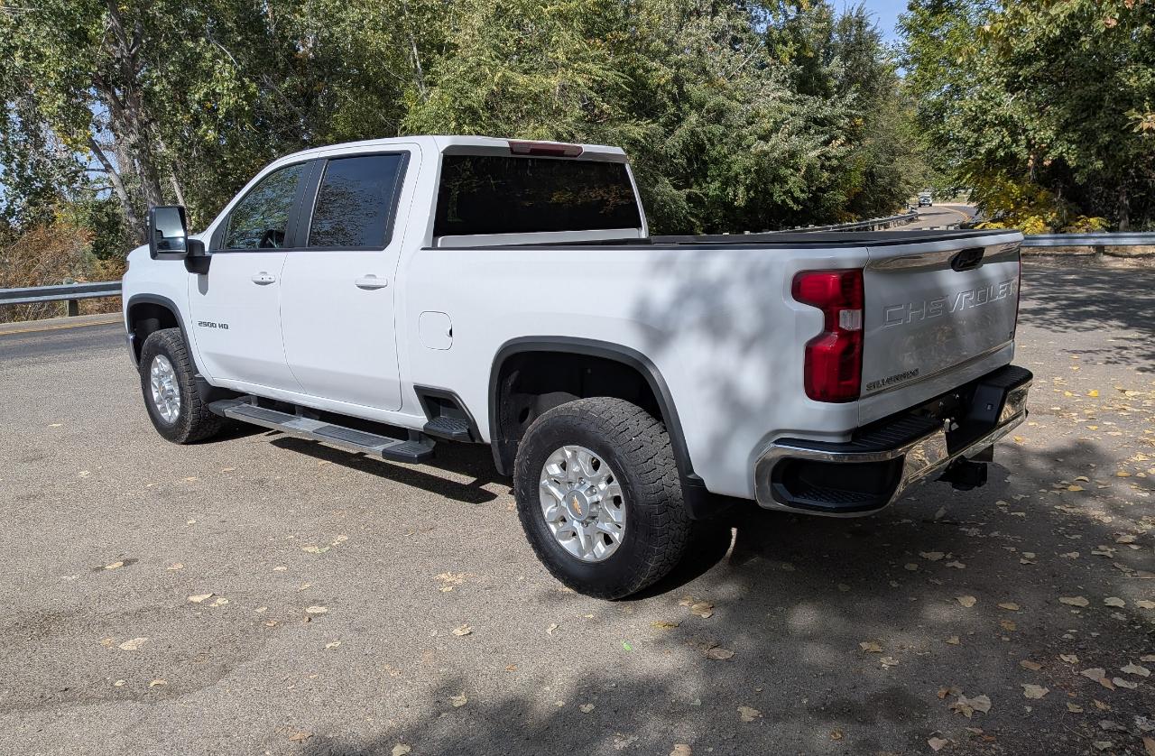 Chevrolet Silverado 2500HD LT Crew Cab Short Box 4WD 2023