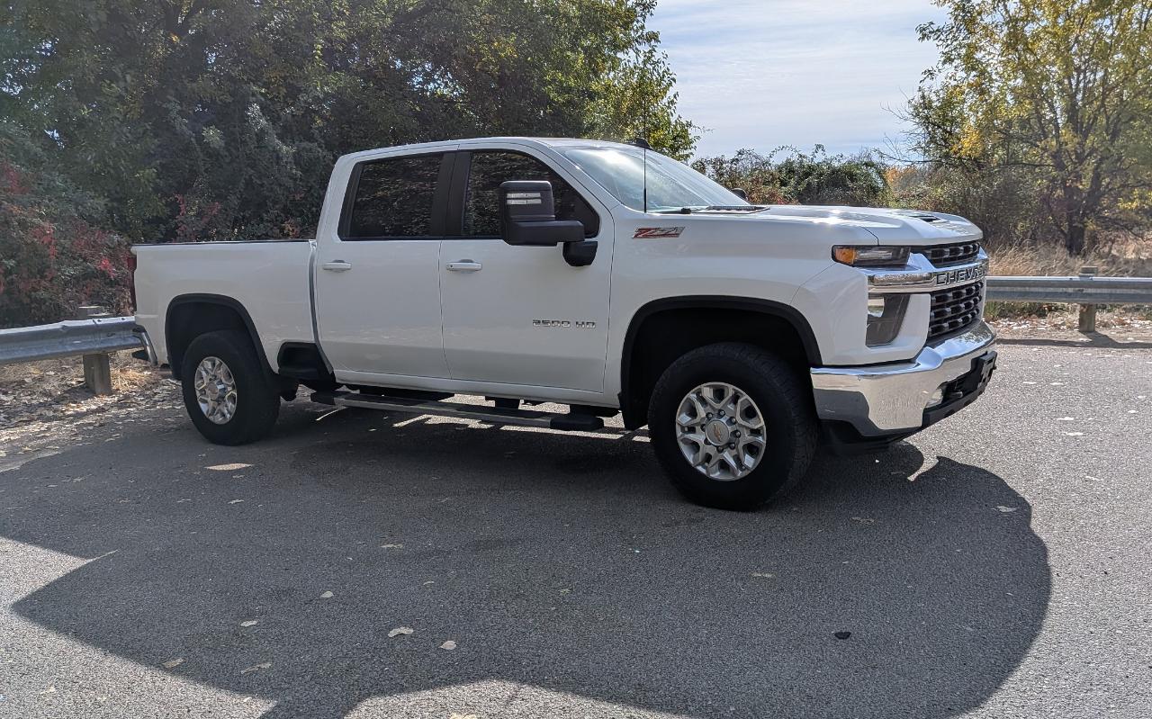 Chevrolet Silverado 2500HD LT Crew Cab Short Box 4WD 2023