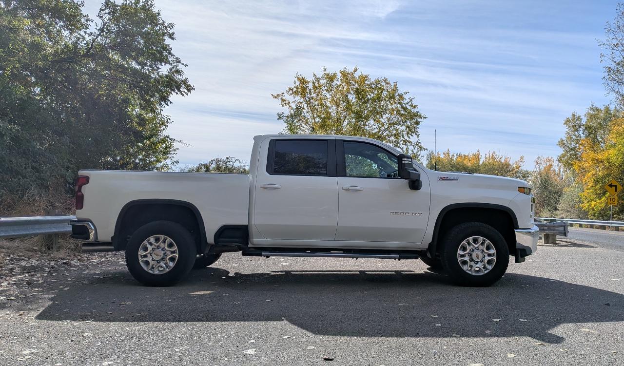 Chevrolet Silverado 2500HD LT Crew Cab Short Box 4WD 2023